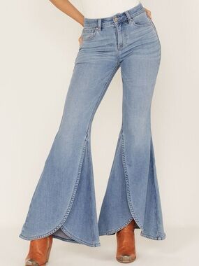 Shyanne High Rise Super Flare Tulip Split Jeans